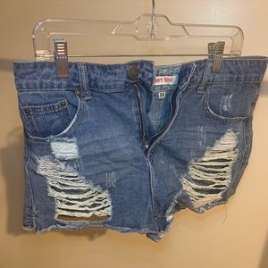 ❤️❤️ Size 11 denim shorts ❤️❤️
